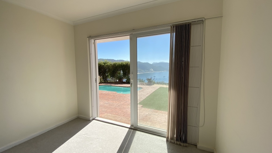 5 Bedroom Property for Sale in Simons Kloof Western Cape